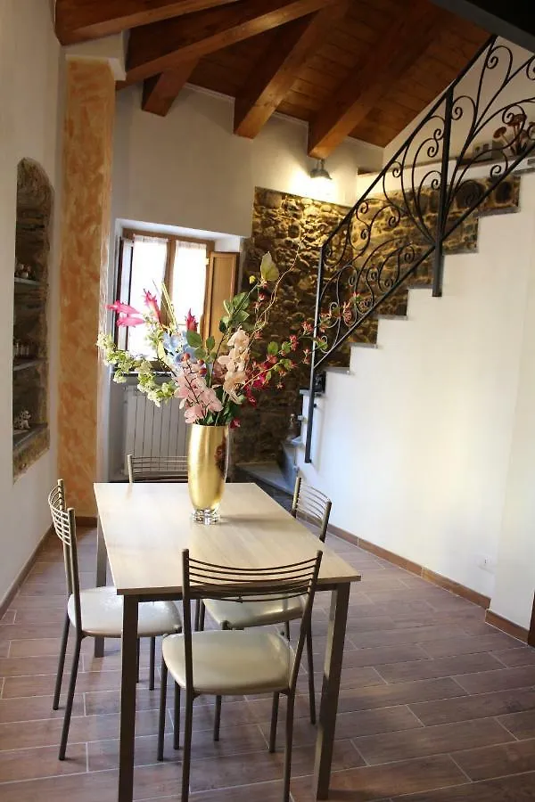 Il Castellaro Apartment Pignone 0*,